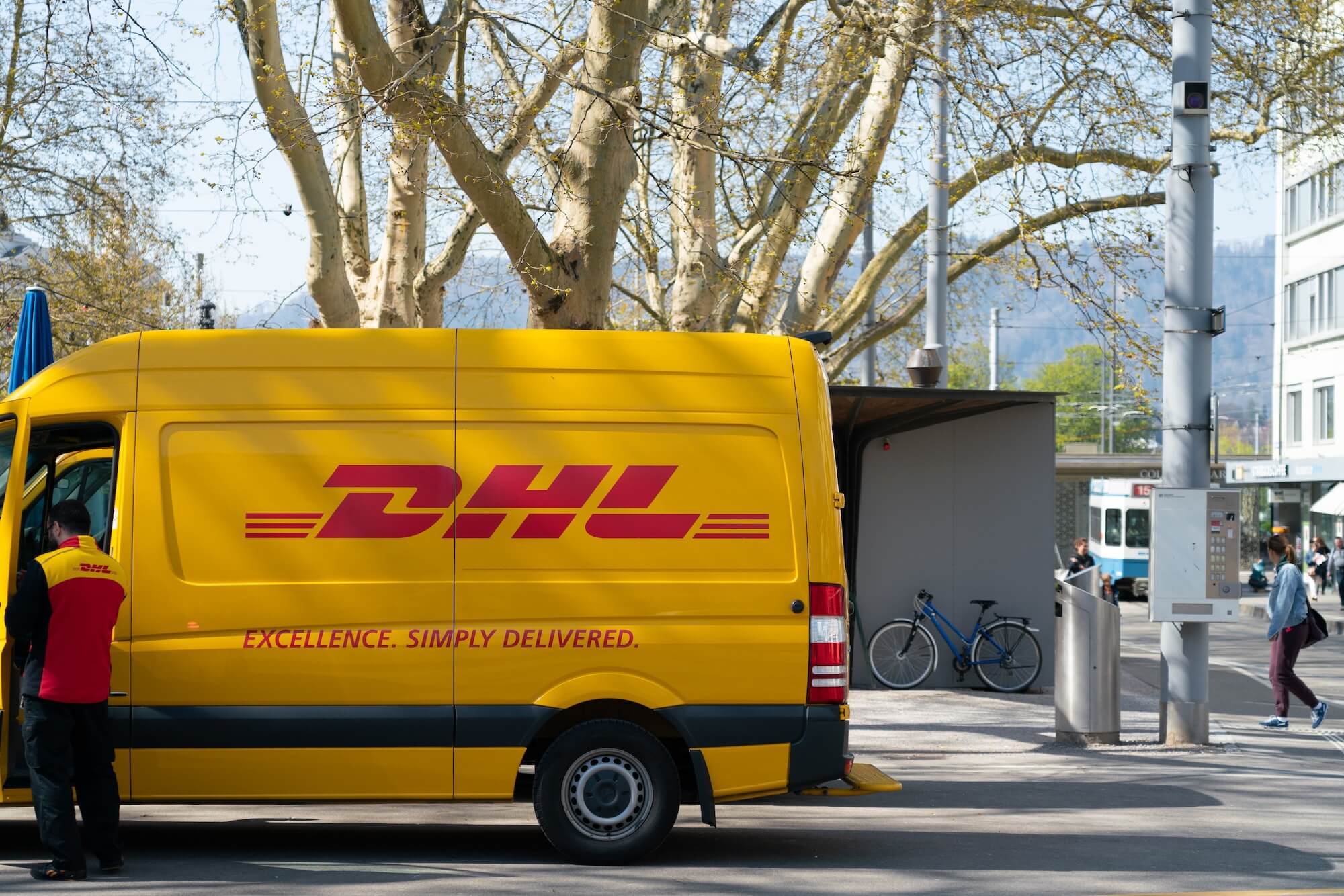 DHL Warenpost Labels drucken – kleine Waren schnell und günstig versenden